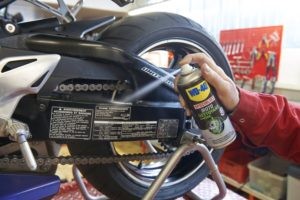 5conseils pour nettoyer chaine moto 300x200